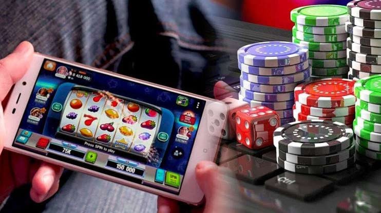 Tampilan kartu domino QQ di antarmuka monte77 menunjukkan nilai pip dan kombinasi kartu